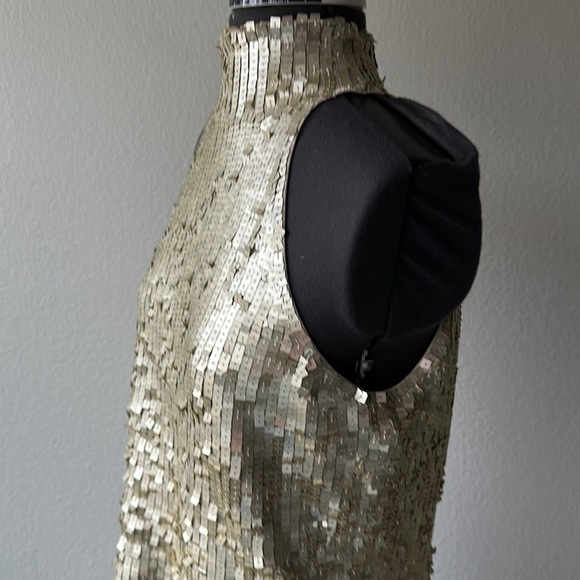 White House Black Market top gold sequined dressy formal size Medium sleeveless - Picture 2 of 9